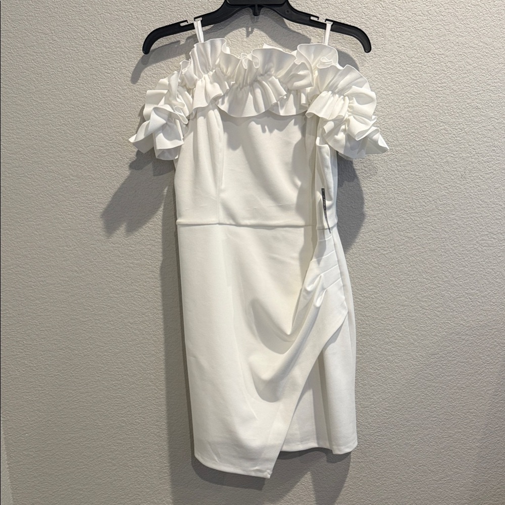 Elegant Ruffle Off-Shoulder Mini Dress by Clocer Slane